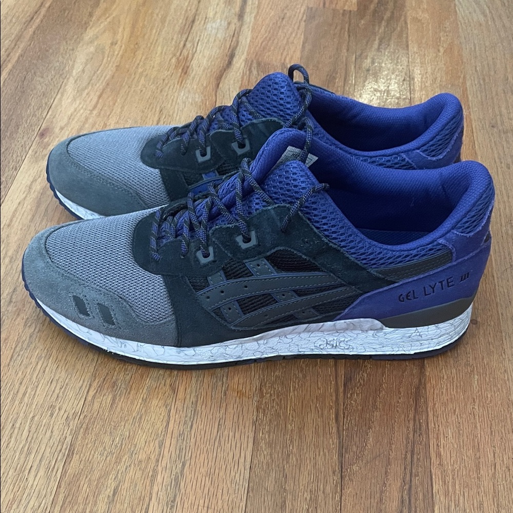 ASICS Gel Lyte III “High Voltage”
